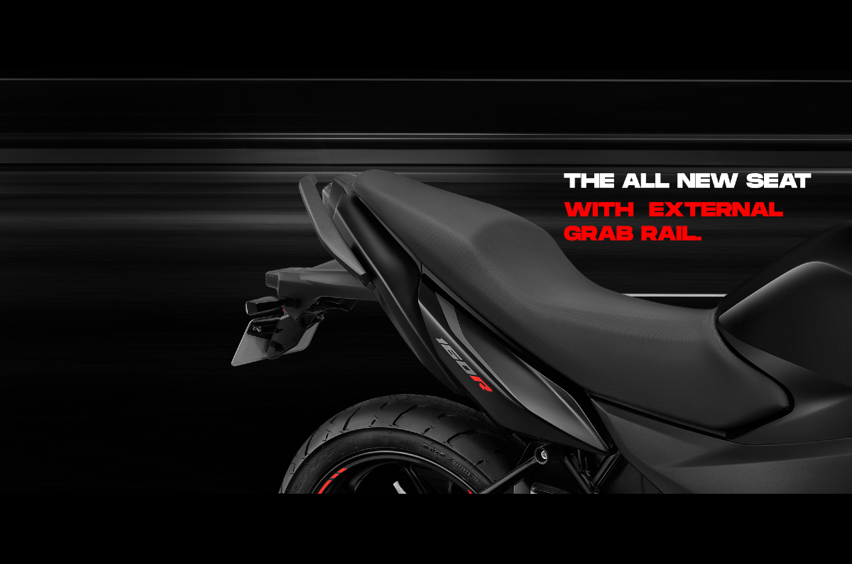 Hero Xtreme 160R seat and grab rail.